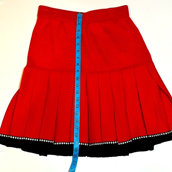 ST JOHN COLLECTION - Picture 9 of 14